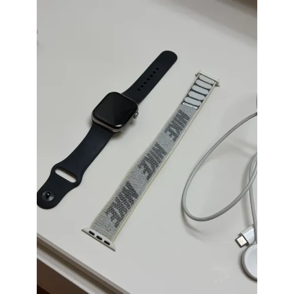 Apple Watch 11 42mm Nike Edition GPS